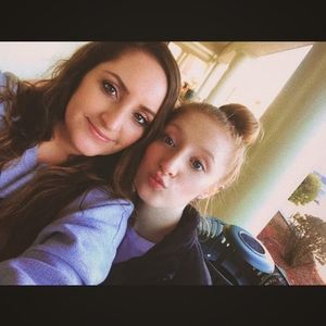 Meet your Posher, Kayla